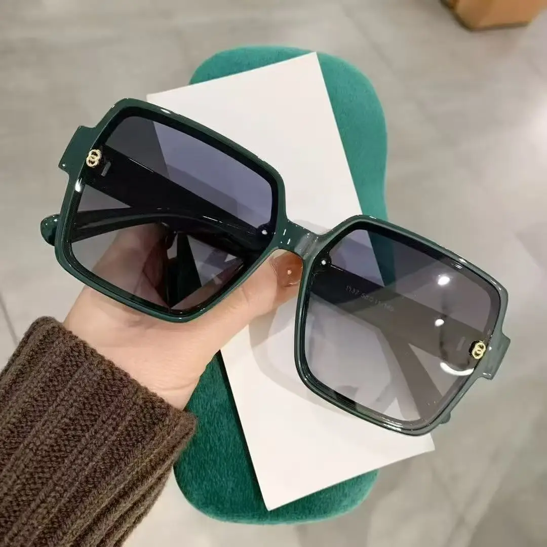 

2025 Diamond Accent Polarized Sunglasses - Women's UV400 Protection, Lightweight Metal Frame, Vintage & Stylish for Streetwear