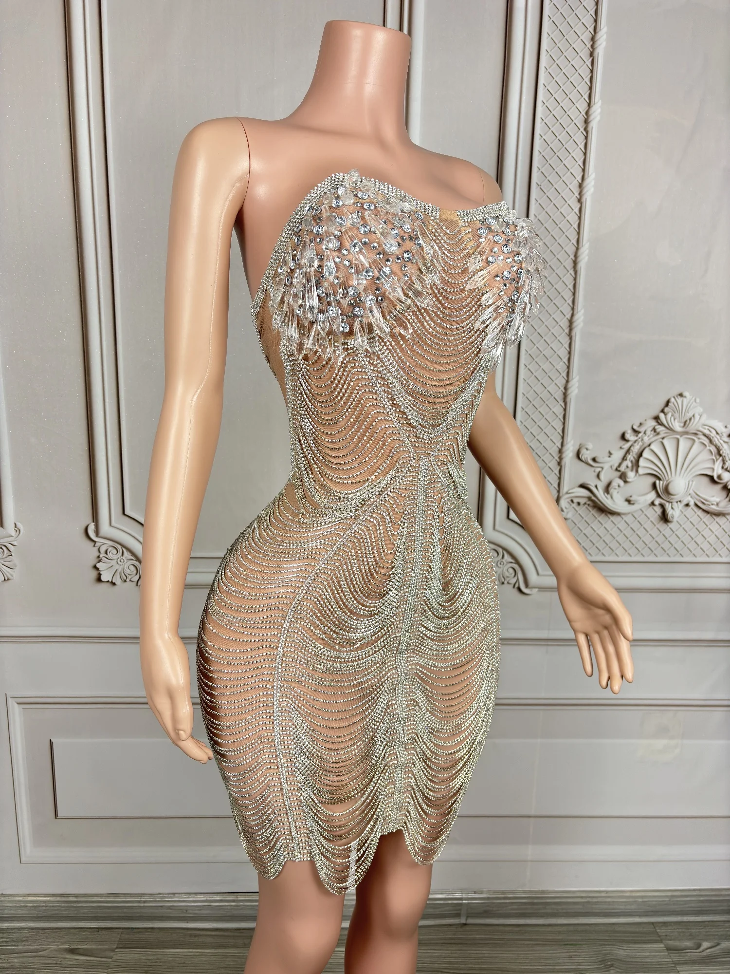 Luxe bal élégant dos nu Sexy Mini robe de soirée fête d'anniversaire événement pure maille robe de bal cristal haut de gamme Couture Ailisi