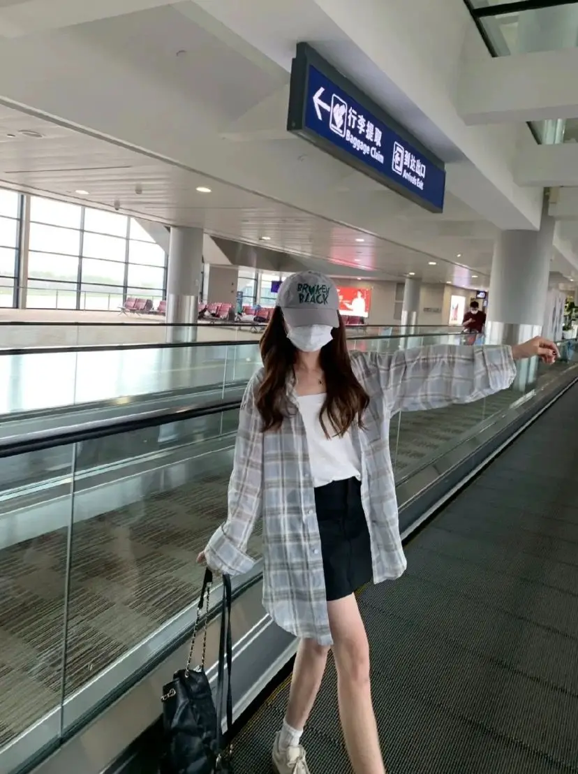 Light Blue Plaid Long Sleeve Women's Shirt Summer 2026 New Loose Thin Sun Protection Outerwear Top Mid-Length Fashionable