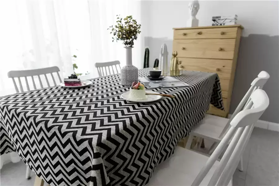 Retro Blue and White Porcelain Tassel Rectangular Tablecloth Coffee Table Tablecloth Suitable for kitchen Restaurant table Weddi