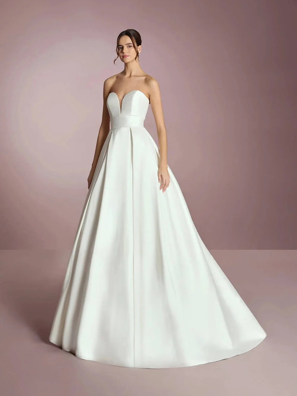 

2025 Satin Simple Wedding Dresses For Women A-Line Beading Belt Bridal Gown Sweetheart Button Elegant Brides Dress Customized