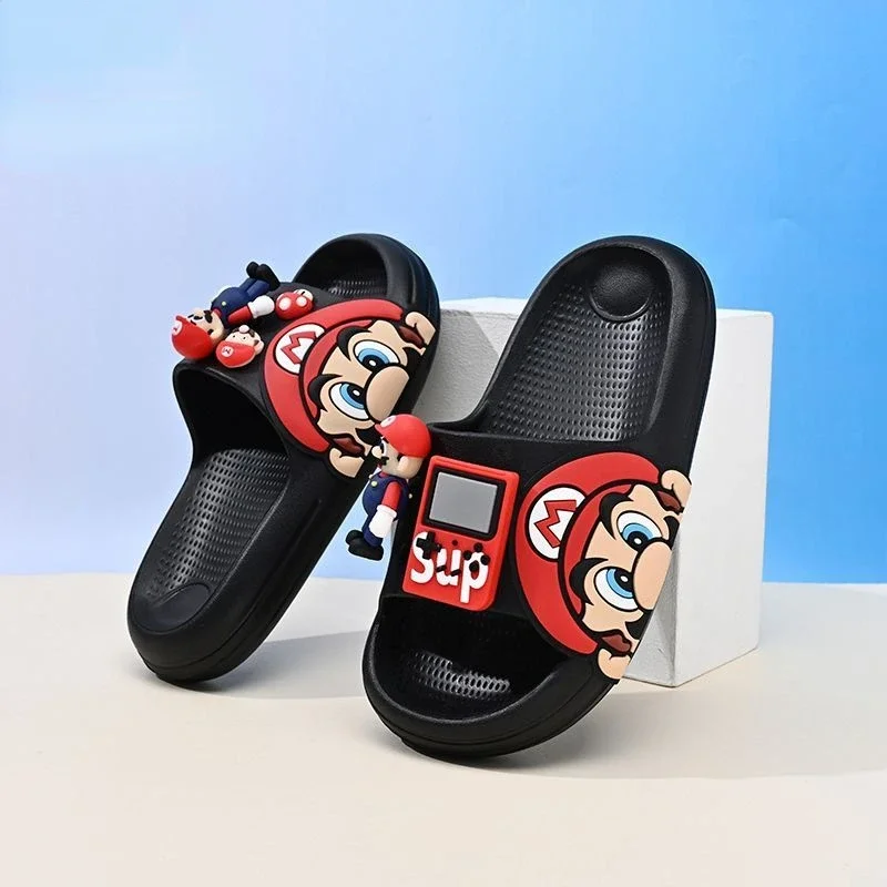 Super Mario Bros new cute cartoon indoor antiscivolo confortevole suola morbida pantofole leggere e traspiranti per genitori e bambini