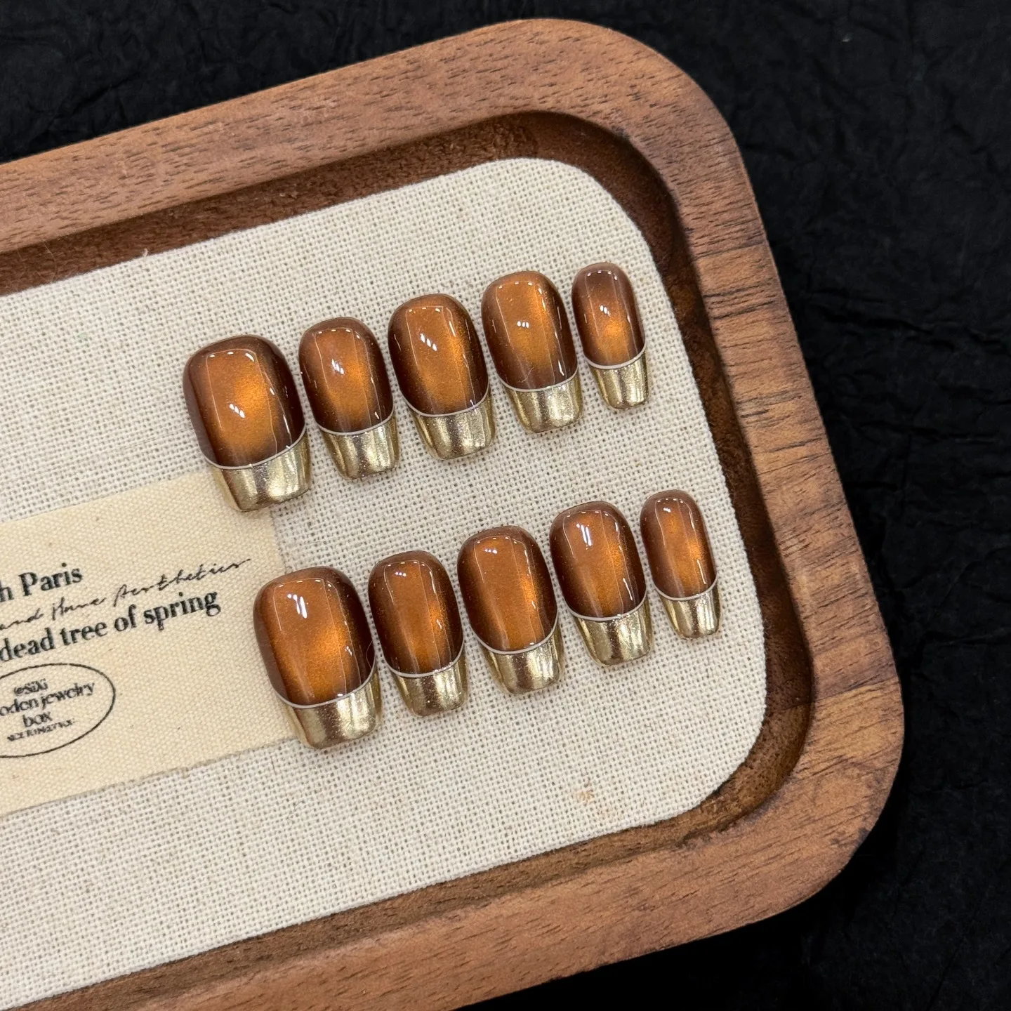 10 Pcs Luxury Hand Pressed Nails Center Square Caramel Cat Eye DesignWith 4-PIECE Tools  Super-Strong Nail Adhesive Tabs