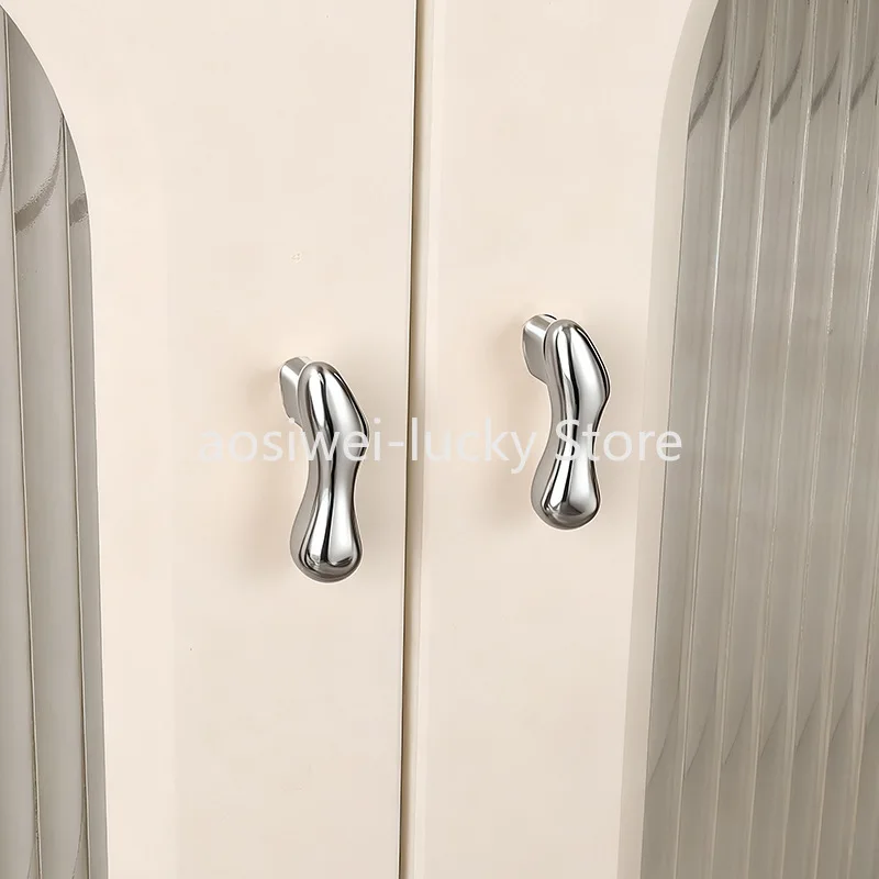 Manija pequeña en forma de gota de plata, manija de puerta de gabinete con cajón, manijas de un solo orificio de oro nórdico americano, herrajes para muebles