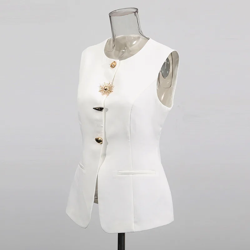 High Street Irregular Vest Design Tops Women Fashionable Round Neck Button Decoration Slim Fit and Slimming Streetwear Vest