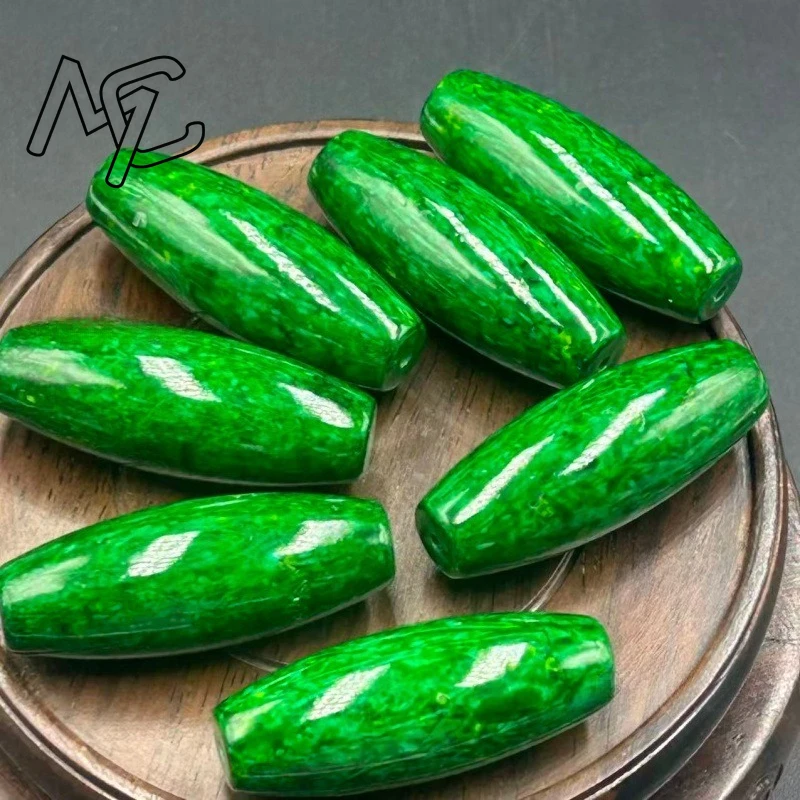 2pc Natural Emerald Green Jade DIY Ivory Carving Pendants Earrings Jadeite Jewellery Fashion Accessories Amulet Women Men
