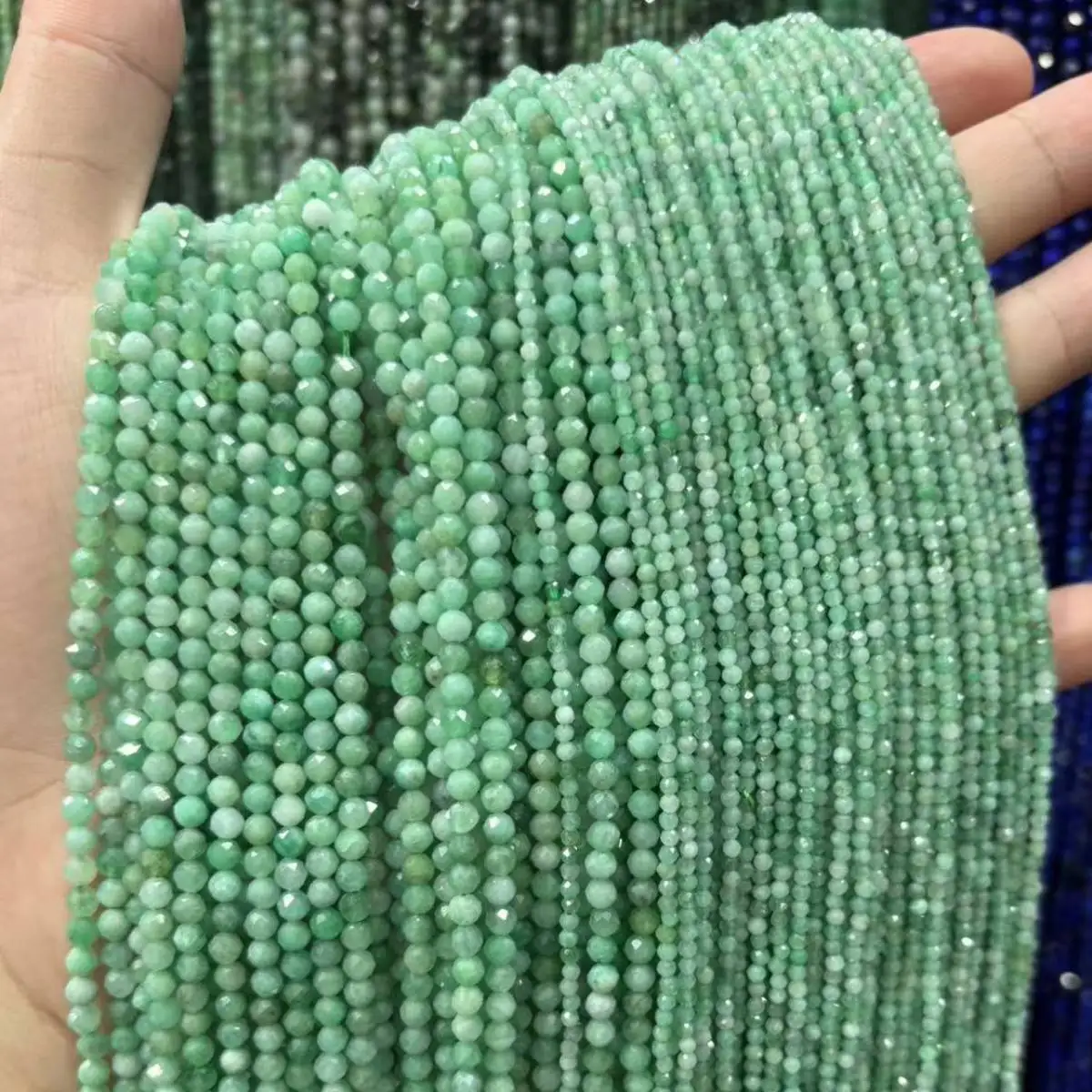 

100% Natural Stone Beads AAAAA Small Faceted Emerald Loose Beads 2 3mm Gemstone For Bracelet Necklace Jewelry Earrings Making