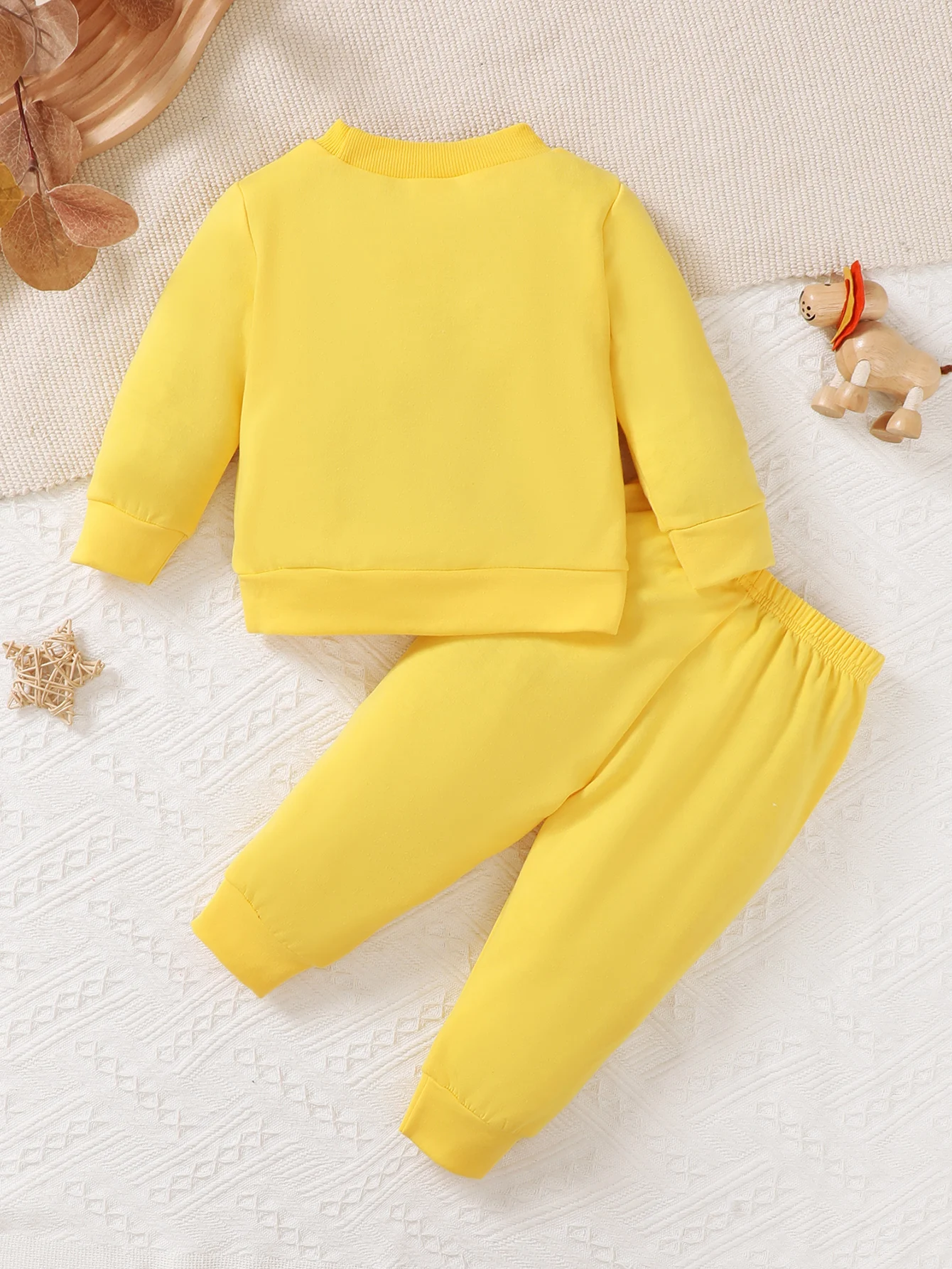 Ensemble de vêtements jaunes à - Baby Clothing Yellow avis et prix