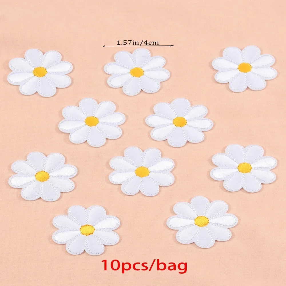 10pcs，White, black little Daisy cloth patch cartoon little chrysanthemum patch hand ledger diy accessories