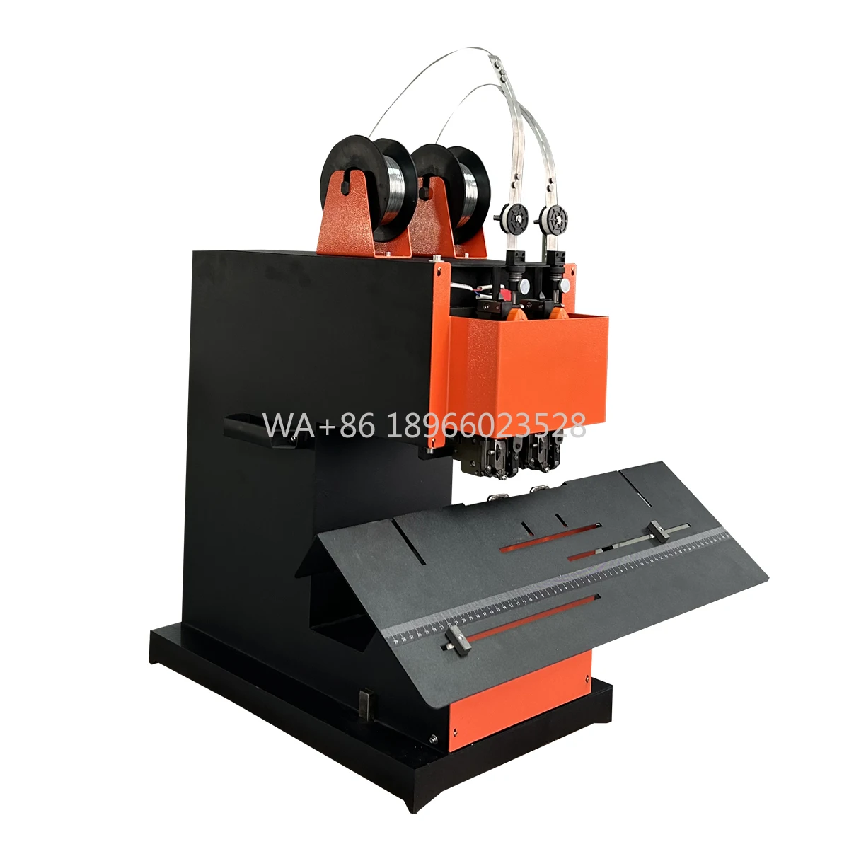 

QK-W02 Электрическая машина для степления седла с двойной головкой/степлер для бумажной проволоки, машина для переплета степлера