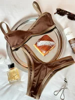 2025 Traje de baño de dos piezas para mujer de moda Adorable diseño de puntos de chocolate con detalle de encaje perfecto para ropa de playa y fiestas en la piscina