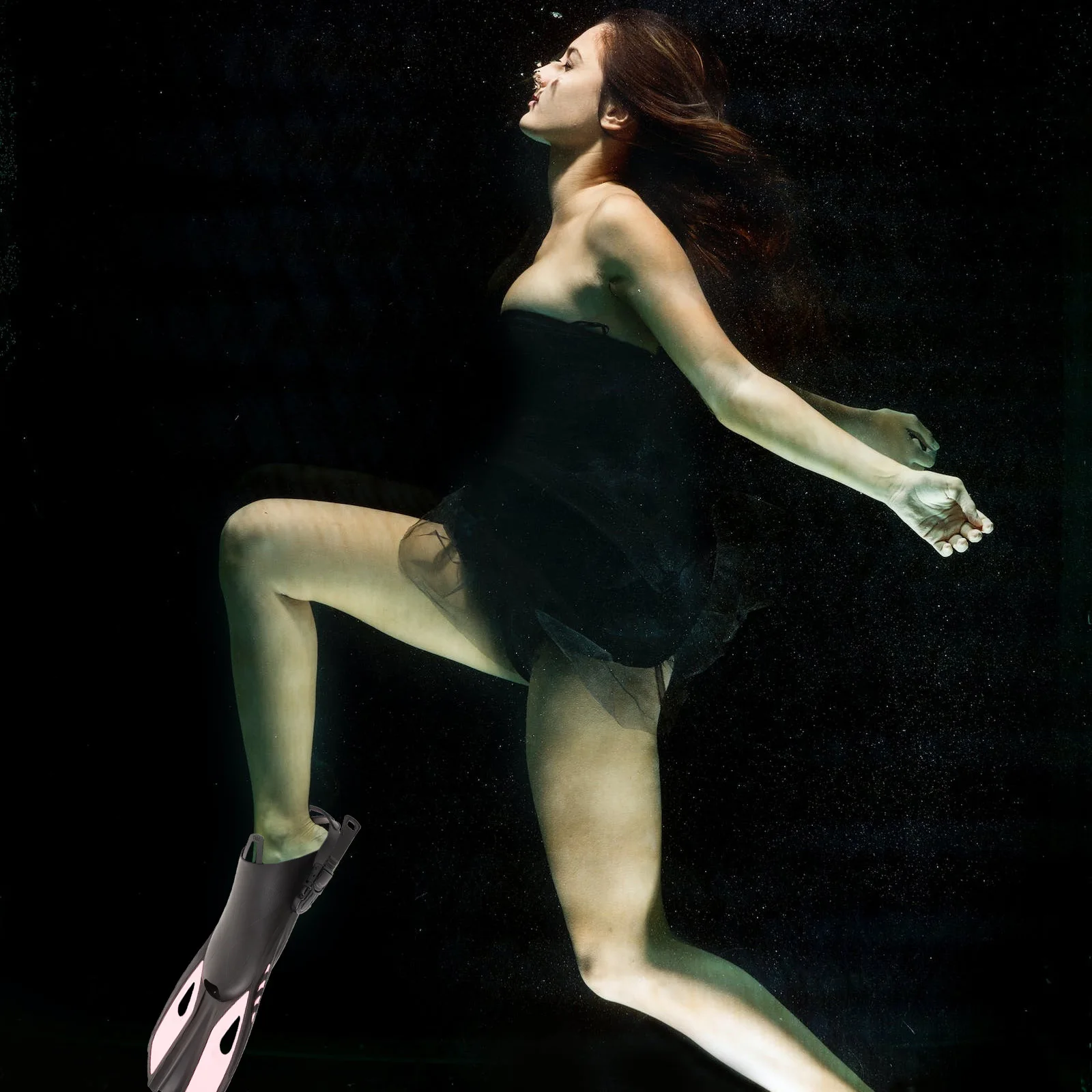 

1Pair Swimming Fins Adult Rubber Flippers for Swim Training Snorkeling Diving Comfort Diving Fins Flippers Swim