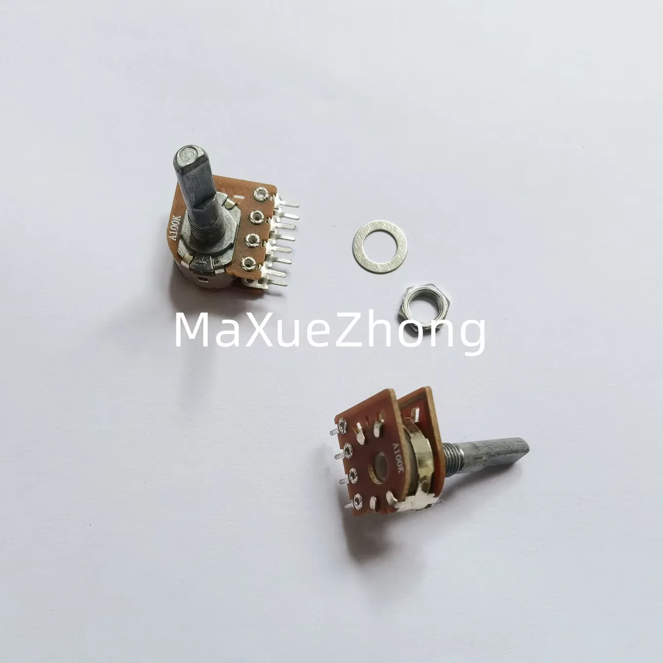 Original New 100% 148 Type Double Tapped Potentiometer A50K A100K A250K Handle Length 25MMF 30MMF with Stepping 41 Points Switch