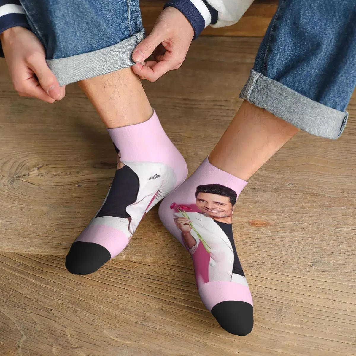 

Chayanne Socks Harajuku Sweat Absorbing Stockings All Season Socks Accessories for Man's Woman's Christmas Gifts