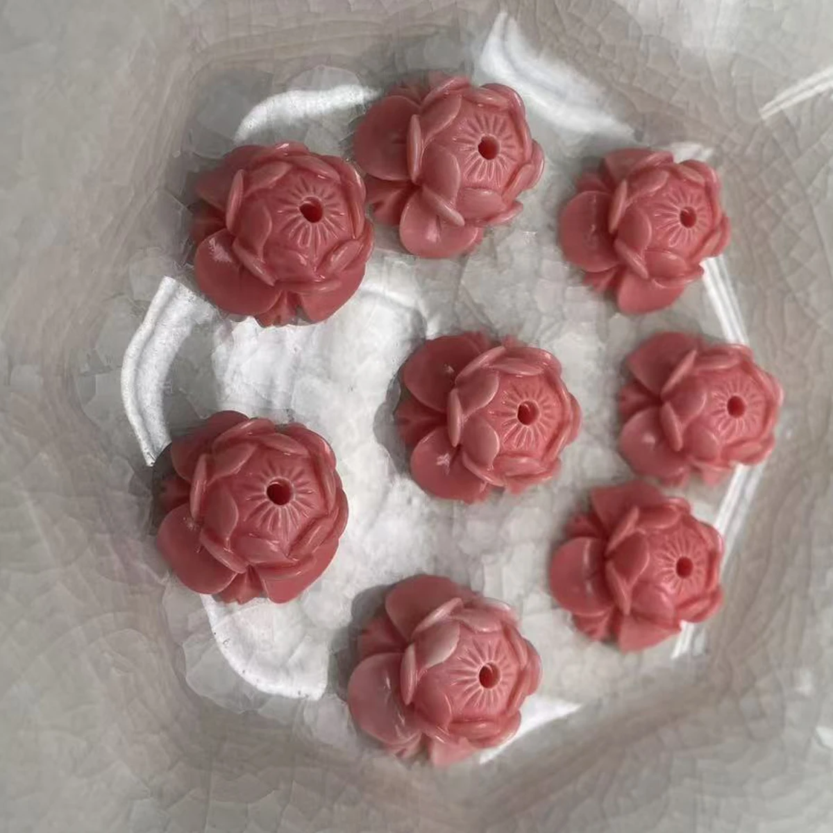 10PCS 9x15mm Lotus-shaped Through-Hole Bead Natural Shells Loose Beads for Jewelry Making DIY Necklaces Bracelets Accessories