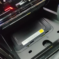 15W Car wireless charger fast mobile phone charger charging holder for VW Jetta MK7 T-Roc T-Crozz phideon Teramont