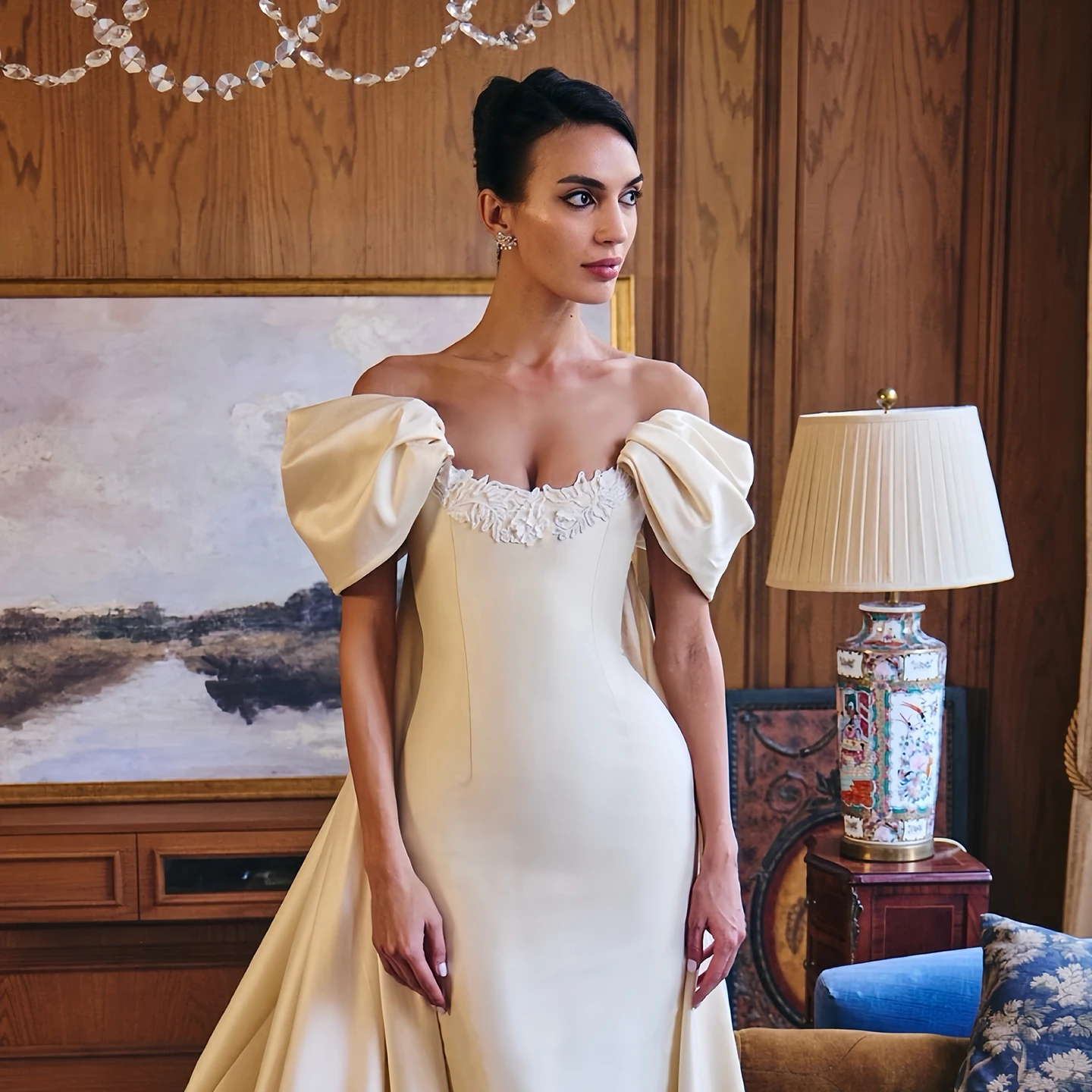Sheer Fairy Wedding Dress Elegant Mermiad Off Shoulder Satin Floral Appliques Train Backless Dubai Bridal Gowns SW230 Customized