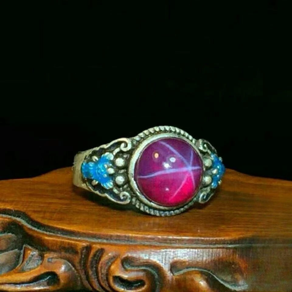 

Antique collection silver cloisonne handmade old silver inlaid red star gemstone ring