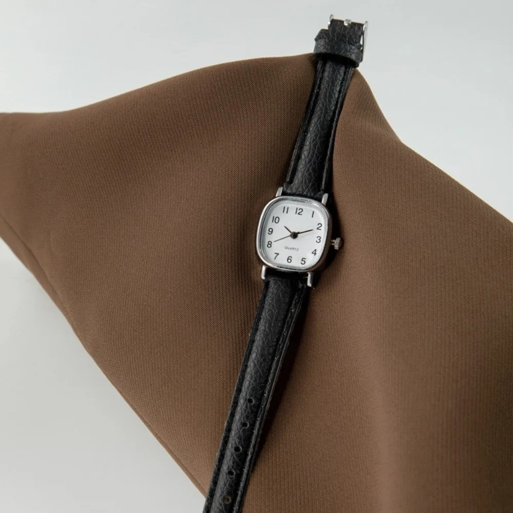Gifts Quartz Movement Square Wristwatch Leather Strap Arabic Numeral Dial Ladies Wristwatch Quartz Watch Daily Outfits