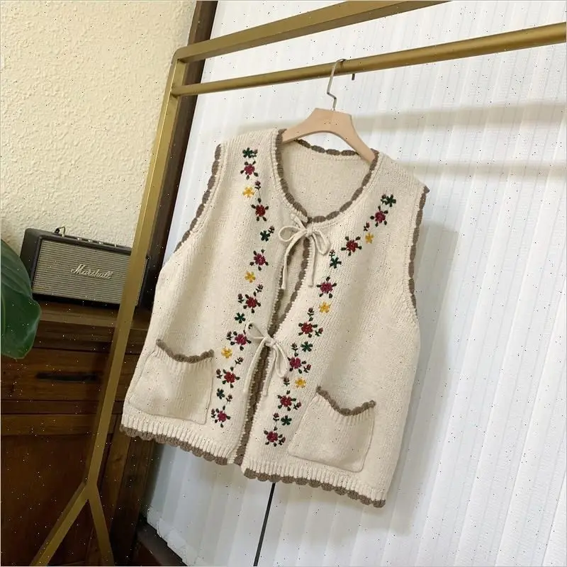 Knitted Vests Women Tender Sweet Floral Embroidery Vintage Indie Folk Casual Sleeveless Warm Girlish All-match Streetwear Mujer