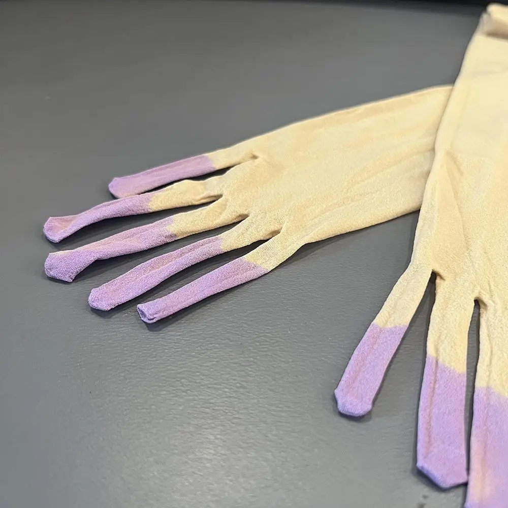 อะนิเมะAlien Stage Lukaสีม่วงถุงมือคริสต์มาสฮาโลวีนCarnival Cosplay Party Propsอุปกรณ์เสริมเกมแฟนของขวัญ