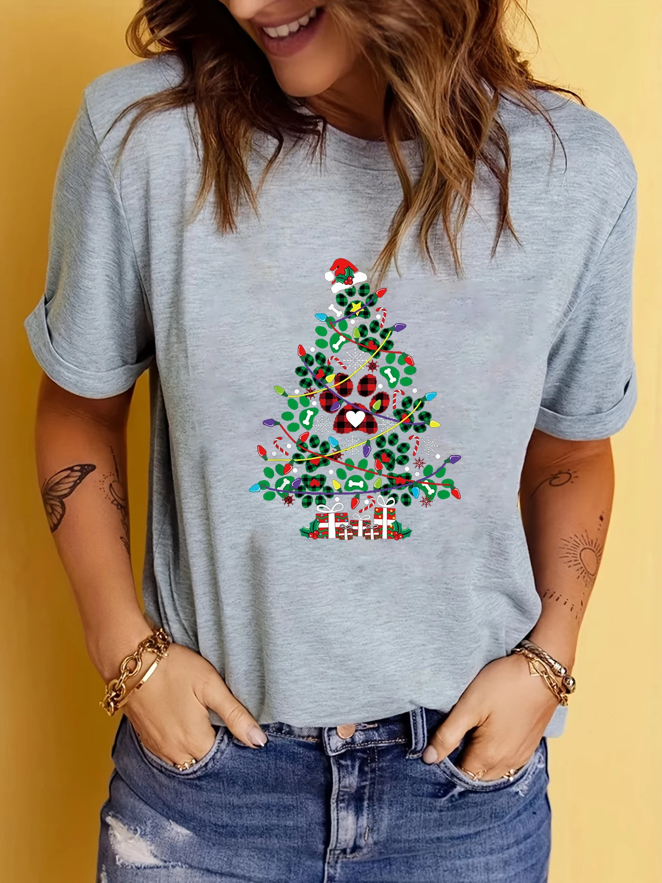 Christmas Tree  with santa light Print T Shirt Women Short Sleeve O Neck Loose Tshirt Summer Women Tee Shirt Graphic Female Tops