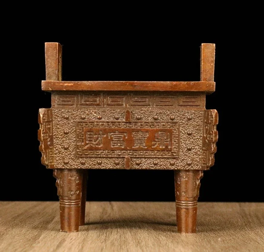 

Old chinese Dynasty Bronze Fengshui wealth 4 leg Ding Incense Burner censer