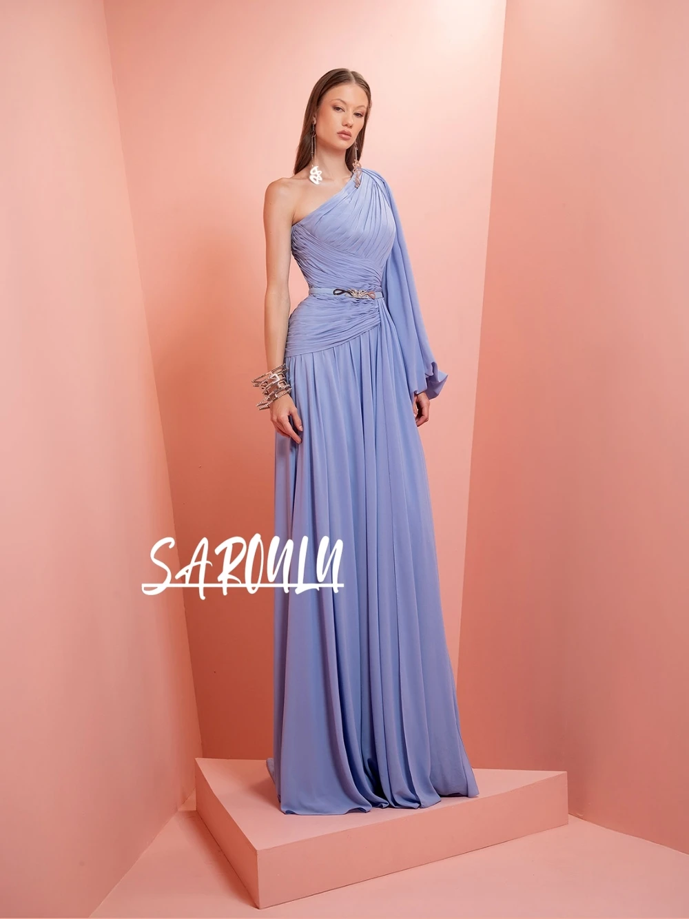 

Новое поступление, простое вечернее платье на одно плечо с рюшами и поясом, винтажное популярное женское элегантное платье для выпускного вечера по индивидуальному заказу