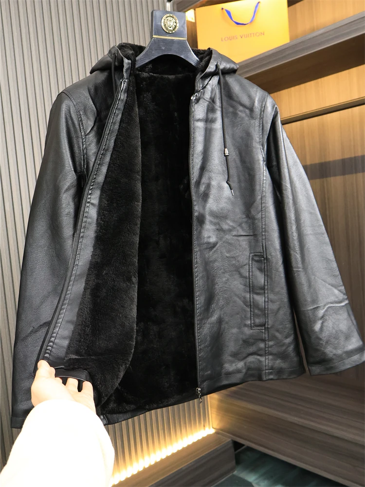High-End Men's Faux Leather Fur Lined Jacket Winter Warm Windproof Fashionable Urban Style Hooded Loose Fit Leather Coat