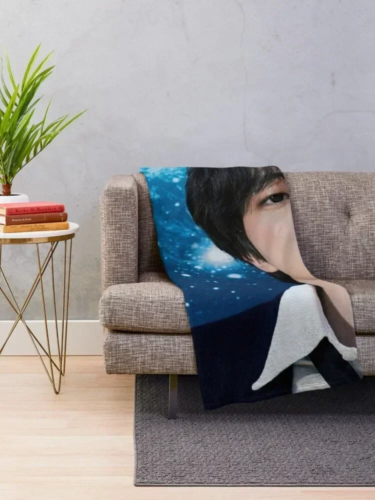 Jin The Astronaut Concept Photo Outlander Throw Blanket anime Sofas Blankets