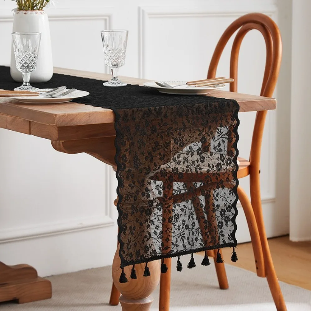 Romantic Nordic French Lace Table Runner Rectangular Decorative Wedding Dining Tables Cover With Tassel Tablecloth Gathering