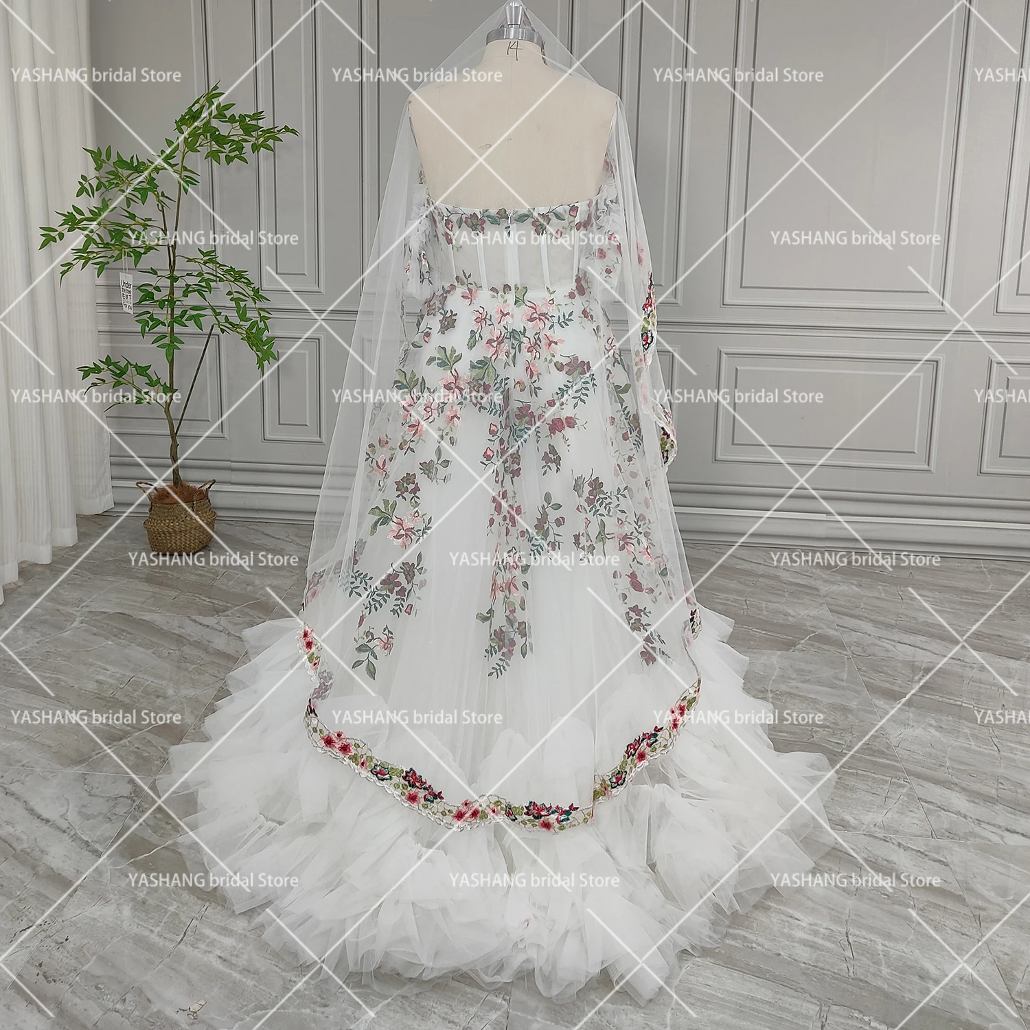 Robe de Mariée Bouffante en Tulle et à Épaules Dénudées, Personnalisée, avec Superposition de Fleur, pour Patients