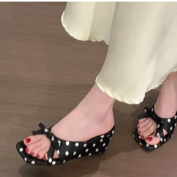 Hepburn Style Block Heel Slide Sandals for Women Height Increasing Square Toe Memory Foam Insole Non Slip Summer Footwear