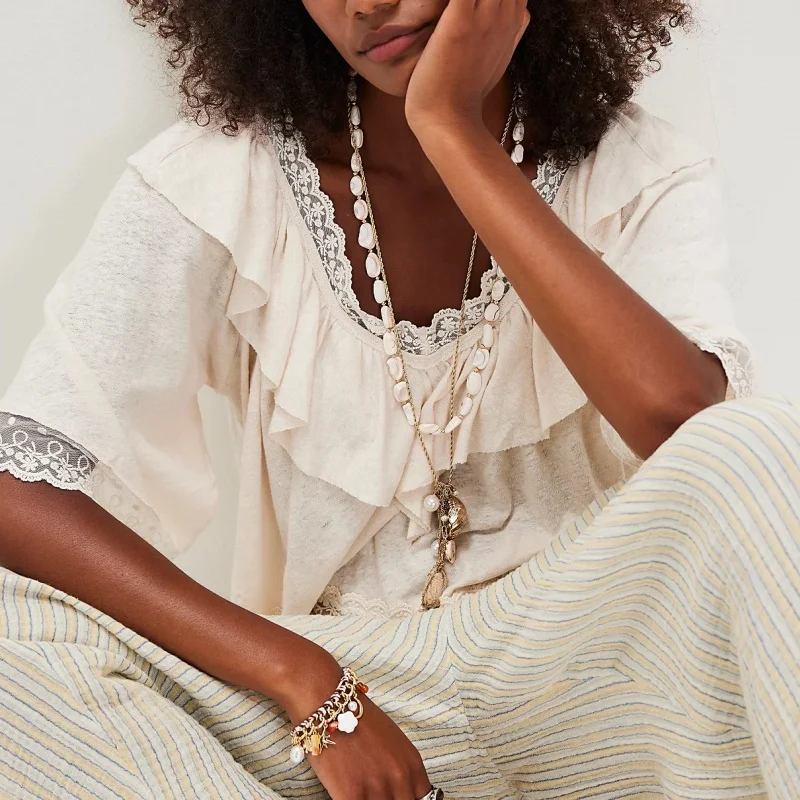 

Women Loose Flowy Lace Pattchwork Tops Mesh Ruffle Collar Shirts Short Elbow Sleeve Babydoll Top Peasant Blouses Boho Beachwear