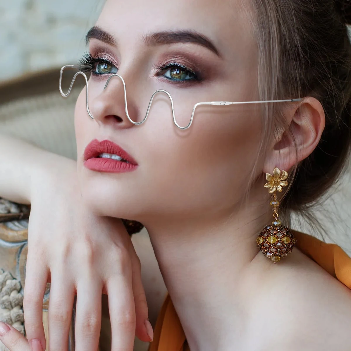 

1 pc Diamond Glasses Frame Decorative Semi-rimless Lensless Metal Craftsmanship Fashion Attractive Holiday Party Festival Gift
