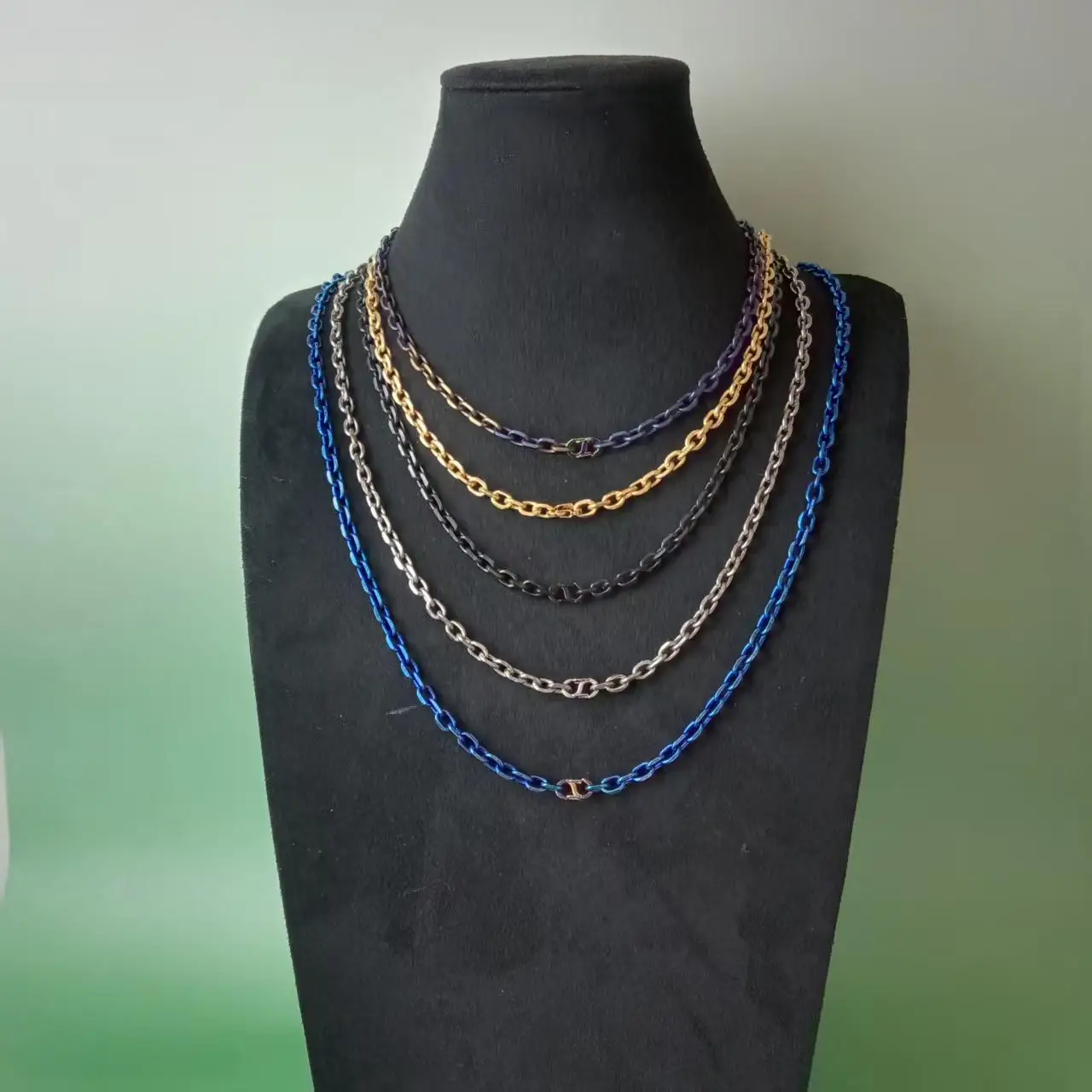 

5.2mmpure titanium O-chain necklace, suitable for both men and women as titanium jewelry