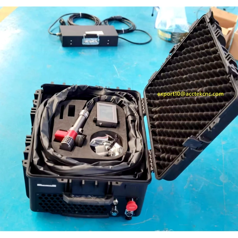 Macchina di pulizia laser 2023 con valutazione top, pulitore laser a fibra tipo carrello per la rimozione di ruggine e vernice