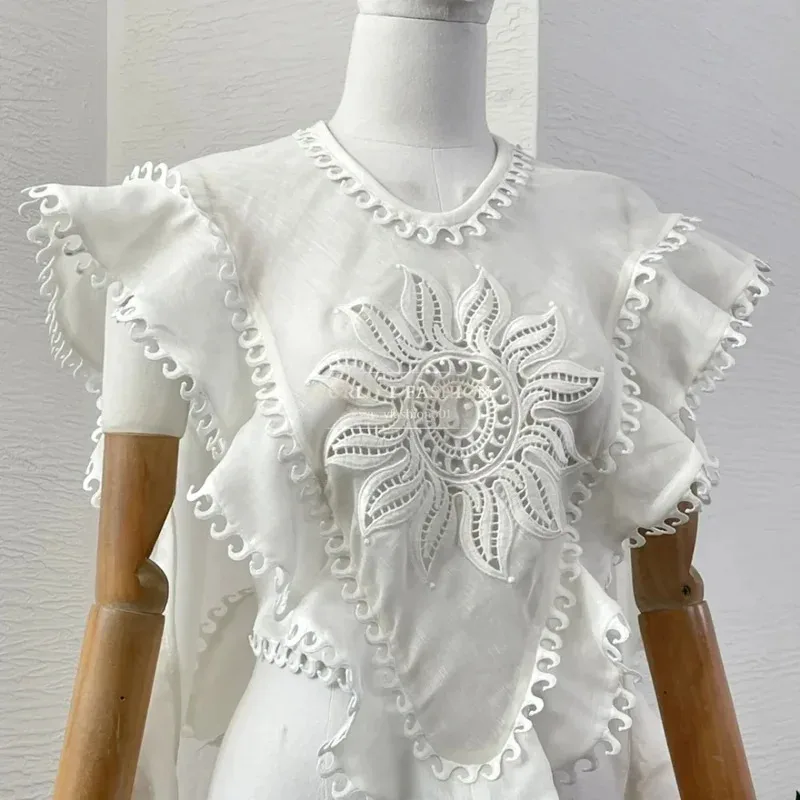 

White Sleeveless O Neck Embroidery Blouse Tops 2025 Linen Silk