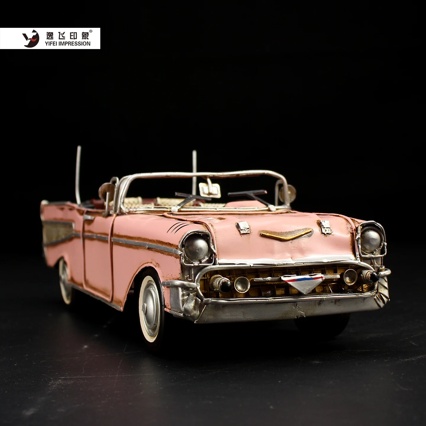 

Yifei Impression Retro Nostalgic Vintage Car Living Room Model Prop Iron Art Decoration Craftsman Statue Old-Style Sports Car