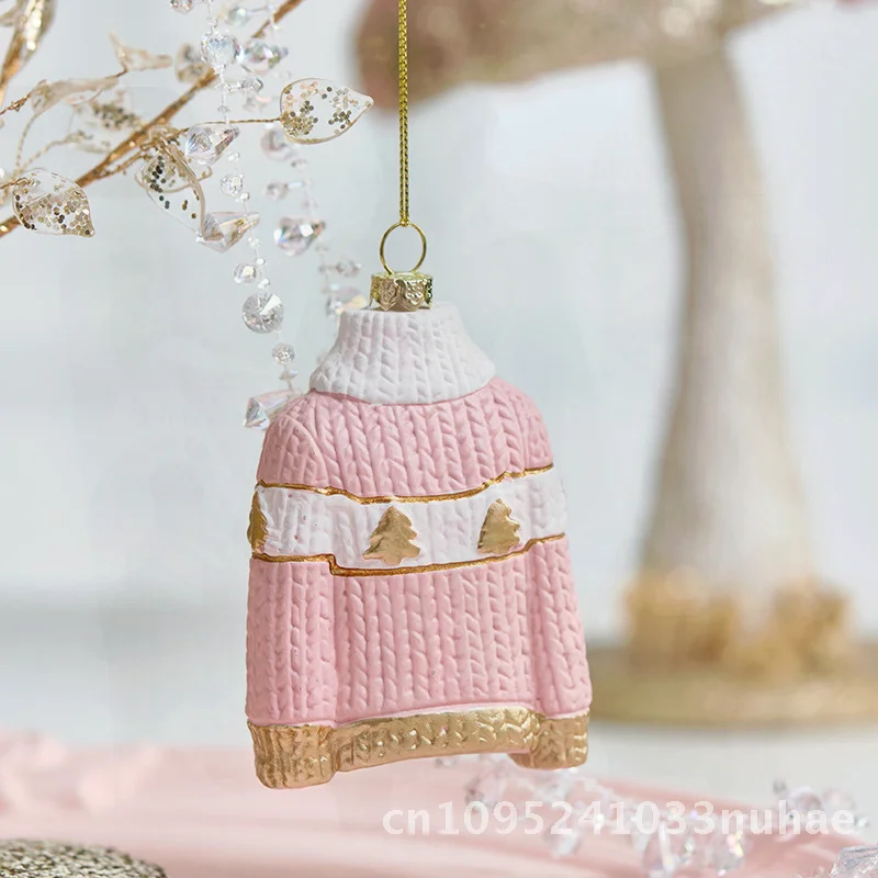 

Hot Pink Christmas Tree Pendant Hanging Ornaments Set Special-shaped Ball Christmas Gift Pack Car Soldier Decor PVC Material