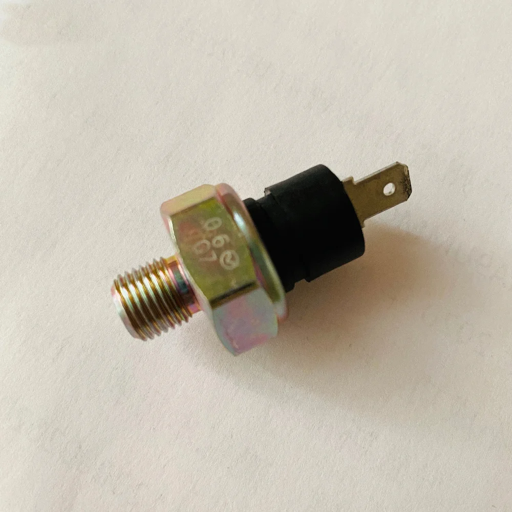 

Oil Pressure Sensor Switch for CF CF250 CF800 CF1000 X8 U8 Z8 ATV UTV SSV 250cc 400cc 450cc 01A0-012200