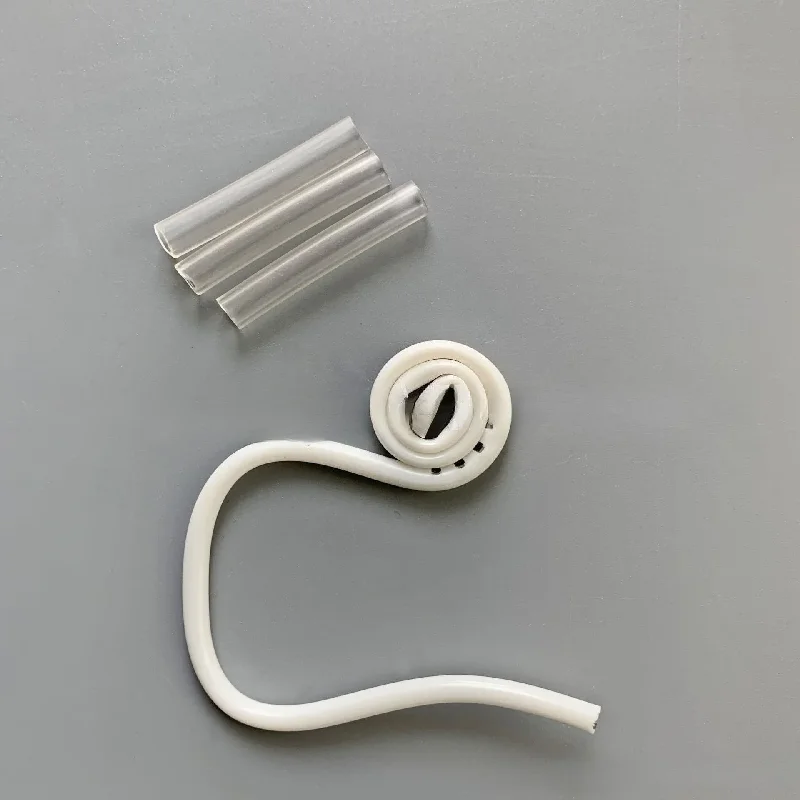 100Pcs Disposable Aspirator Dental Curly Saliva Ejector Suction Tips Dentistry Clinic Surgical Dental Suction Tube Dentist Tools