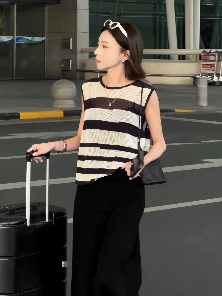 

Ele Ice Silk Knitted Vest Women's Summer Hollow out round Ne Svel Striped Thin Top Commute Sle Loose Fit Breath...