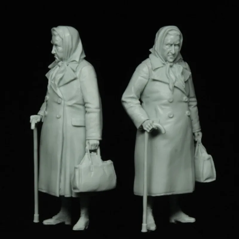 1/35 Scale Resin Figure Assembled Model Kit Elderly Woman, Europe Historical Hobby Miniature Diorama Unassembled and Unpainted