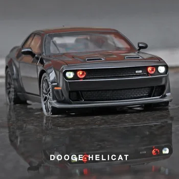 1:32 Dodge Challenger Hellcat Redeye Liga Muscle Car Modelo Som e Luz Brinquedo Infantil Colecionável Presente de Aniversário