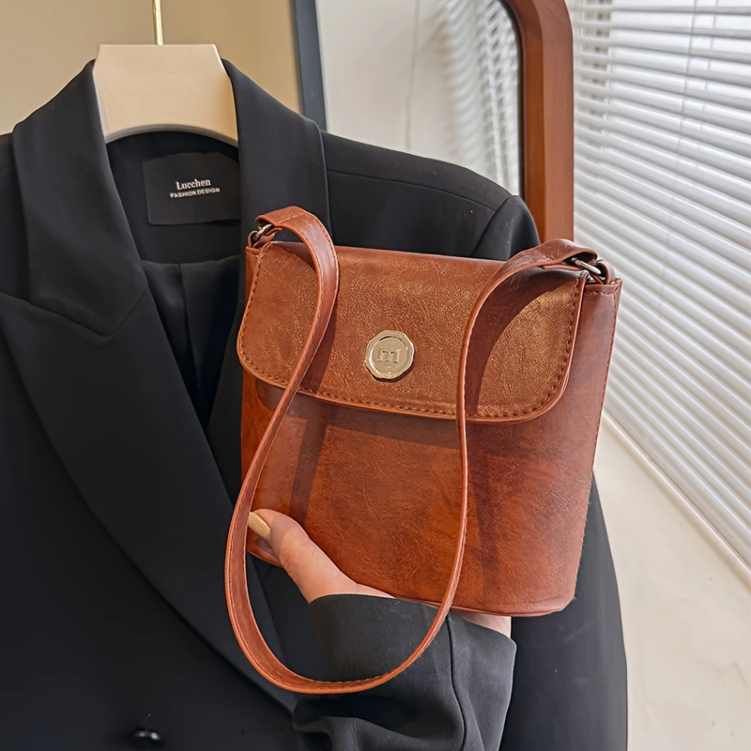

PU Leather Bucket Bag Women Crossbody Purse Solid Color Shoulder Chic