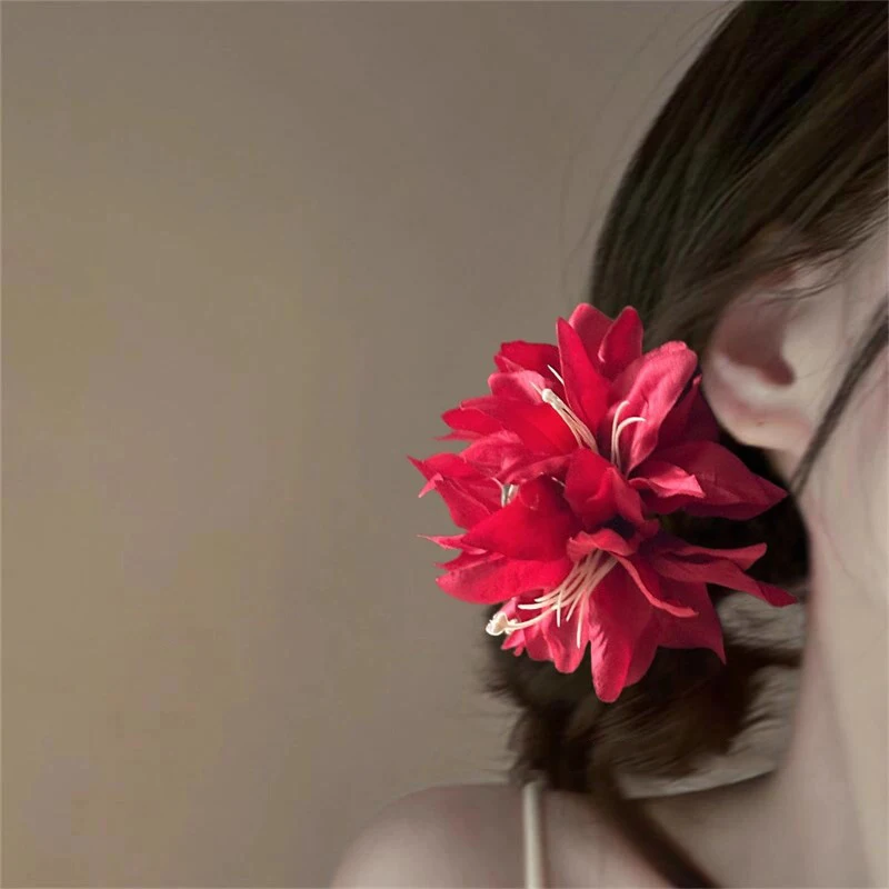 Romantic White Flower Hair Clip, Soft Girl Aesthetic Hair Ornament, Sweet & Elegant for Date & Daily Wear