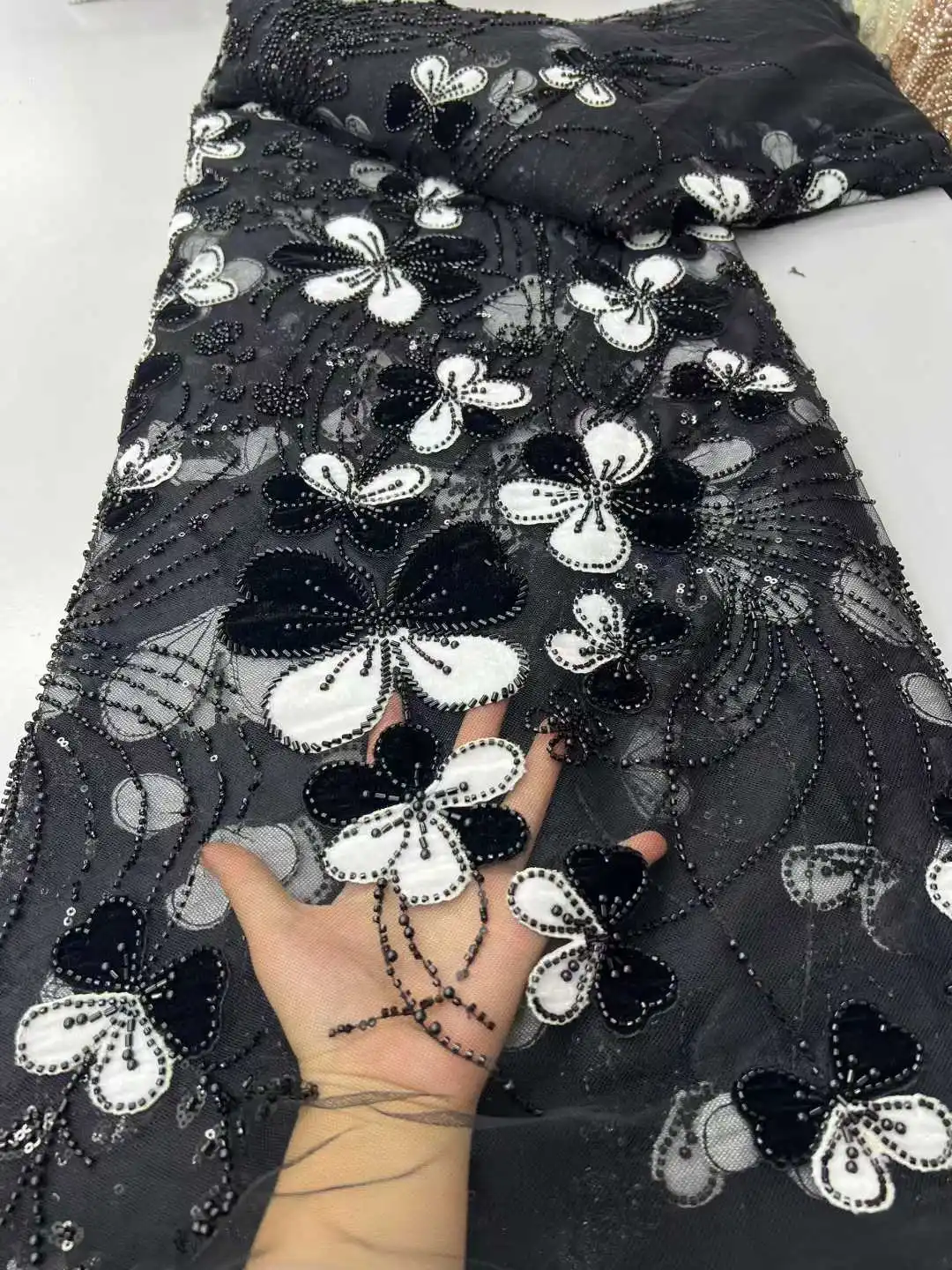 

French Velvet 3D Flower Lace Fabric with Beaded Sequins Embroidery for Wedding Party Dresses And African Nigerian Style Sewing