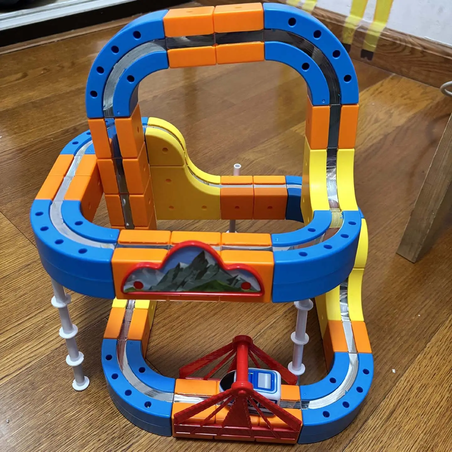 2026 NEW Electric Magnetic Track Set with Anti-Gravity Vehicles 100+ Piece STEM Building Toy Creative DIY Railway Model Gifts