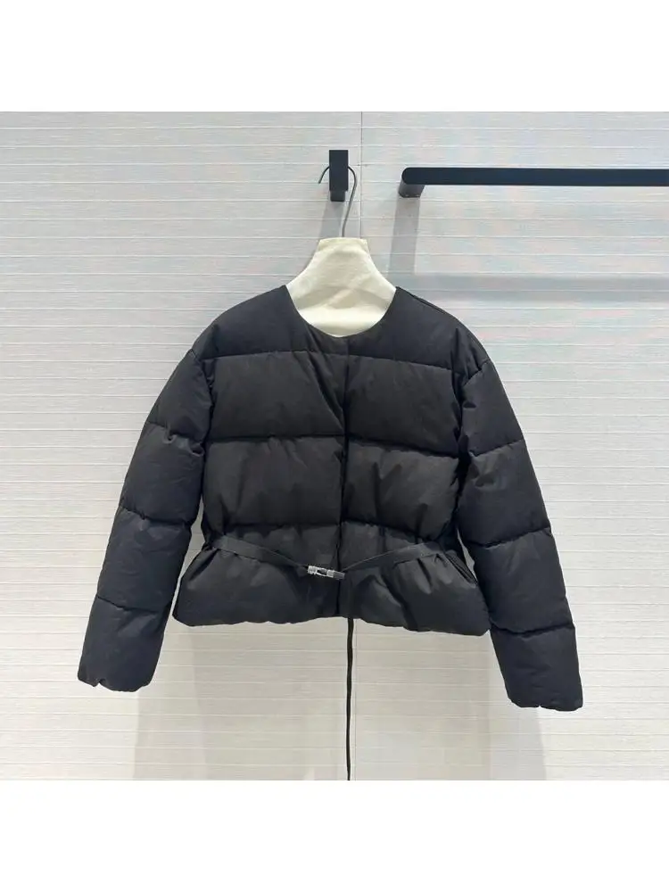 2024 New Fashion Winter Keep Warm 90% White Duck Down Coat Women O-neck Stripes Quilting Belt Loose Bread Style Short Jacket